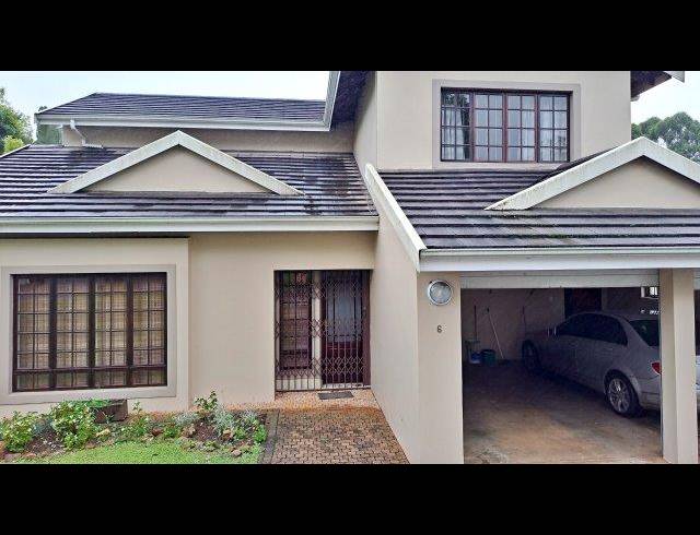 3 BEDROOM TOWNHOUSE RENTED IN HILLCREST PARK